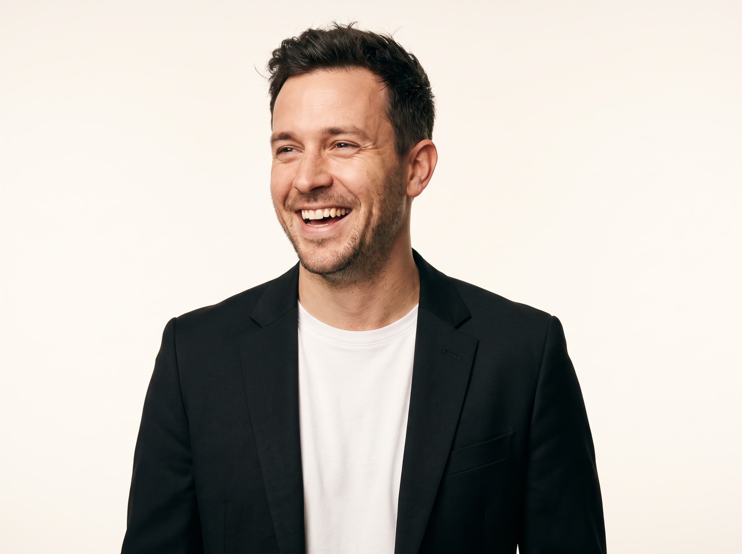 AI influencer caught in a candid mid-laugh moment, the pose that reads least like an advertisement